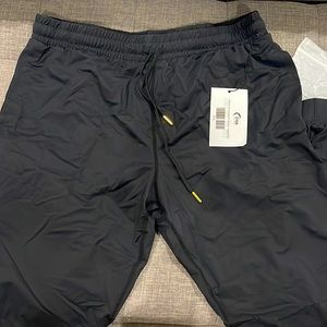 Zyia Black Everywhere Zipper Joggers size L